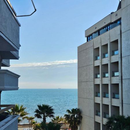 Sea View Apartament. Luxury Area In Durres Beach. 아파트 외부 사진