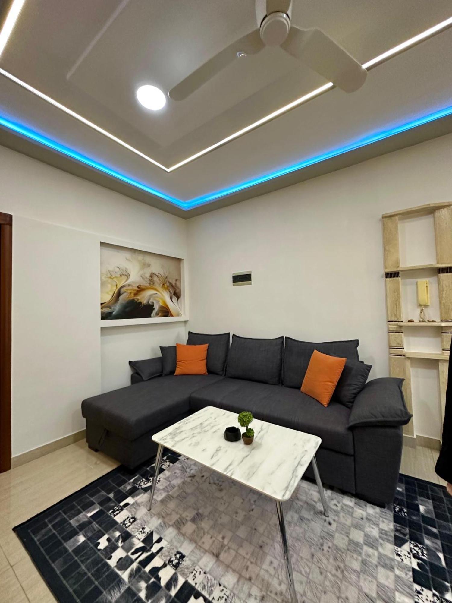 Sea View Apartament. Luxury Area In Durres Beach. 아파트 외부 사진