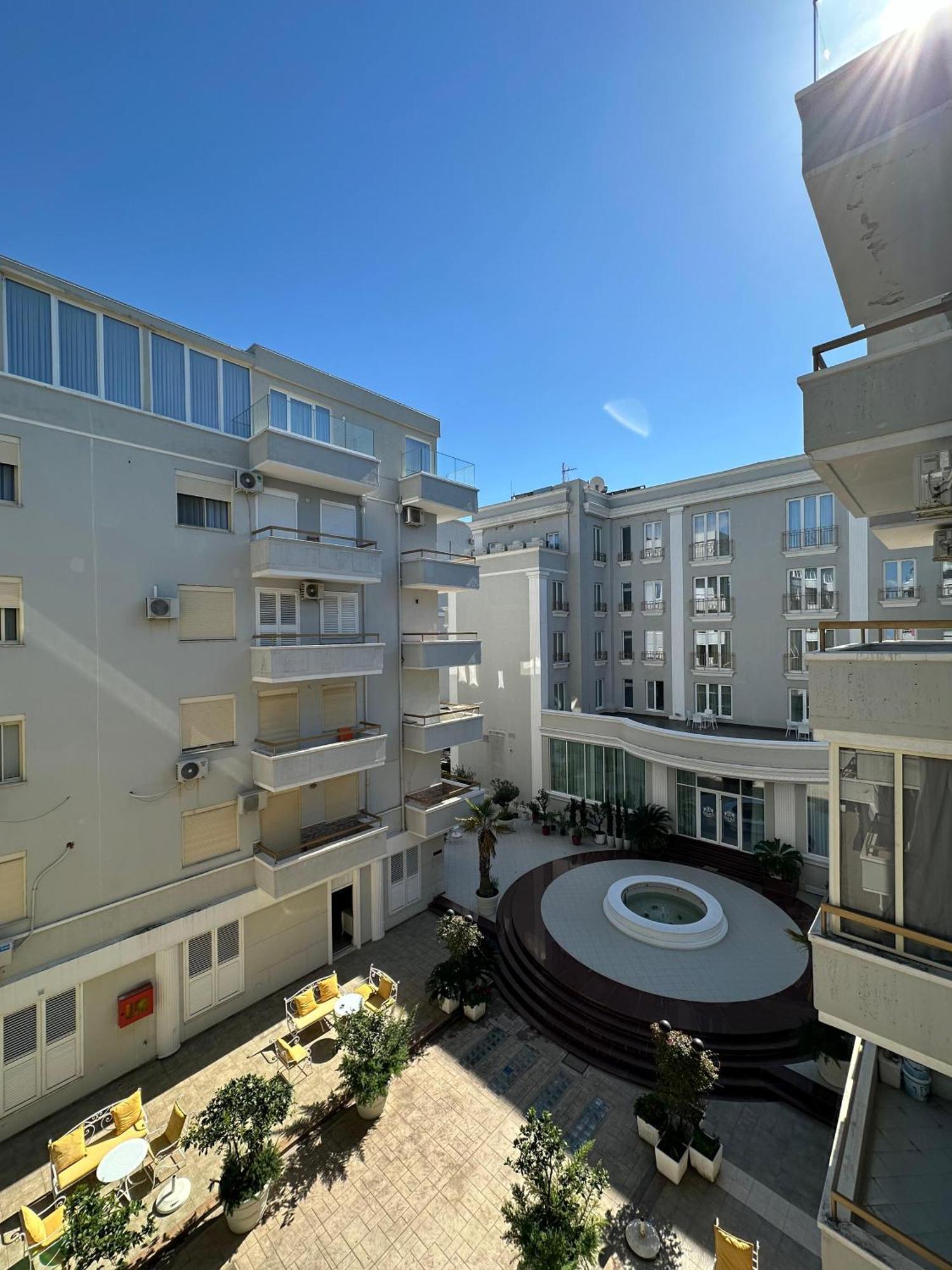 Sea View Apartament. Luxury Area In Durres Beach. 아파트 외부 사진