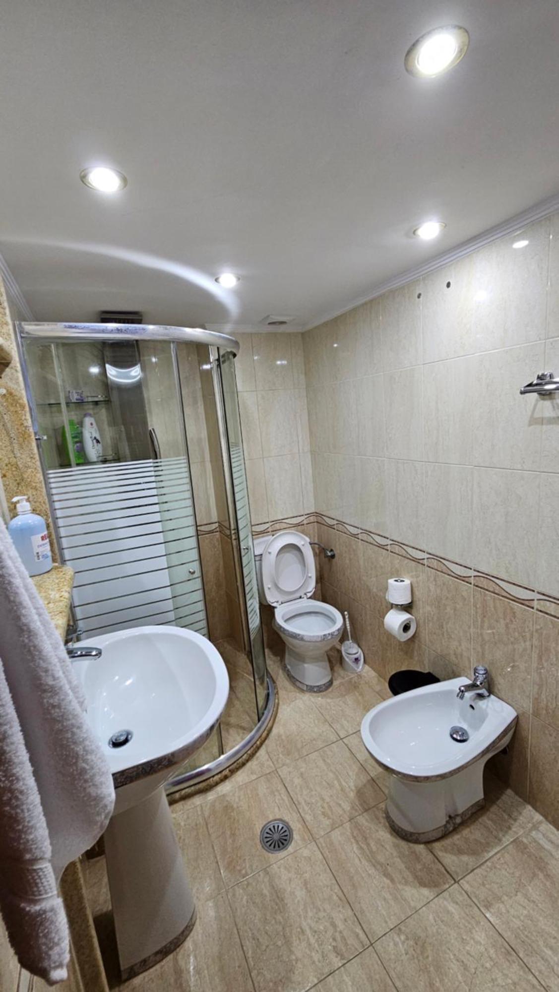 Sea View Apartament. Luxury Area In Durres Beach. 아파트 외부 사진